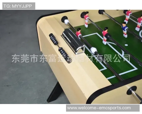 飞镖桌上足球室内休闲乐趣尽享打造完美娱乐空间的最佳选择